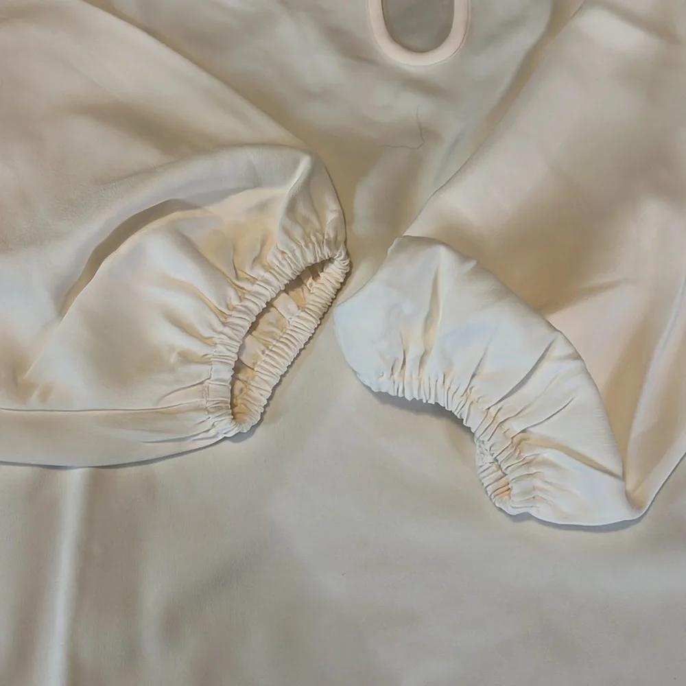 JCrew Puff Sleeve Satin Back Crepe Blouse Ivory Size Small Tall NWT